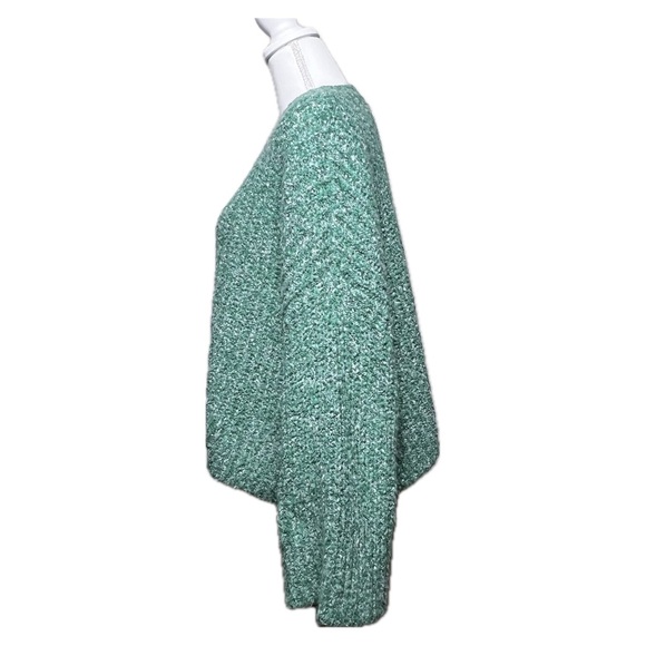 Sincerely Jules Cozy Green Sweater w/ Flared Sleeves - Size L 💚✨ - Picture 6 of 7